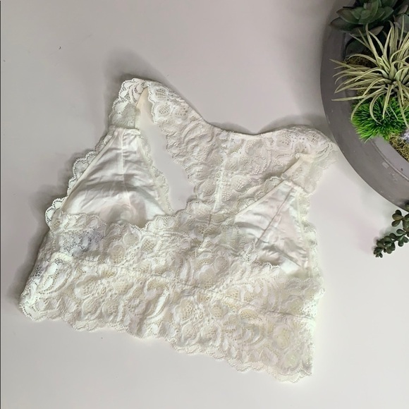 Forever 21 lace racer back stretch bralette medium women’s - Picture 4 of 5